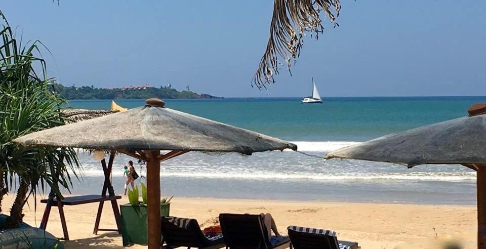 Aussie Swiss Weligama Hotel Exterior foto