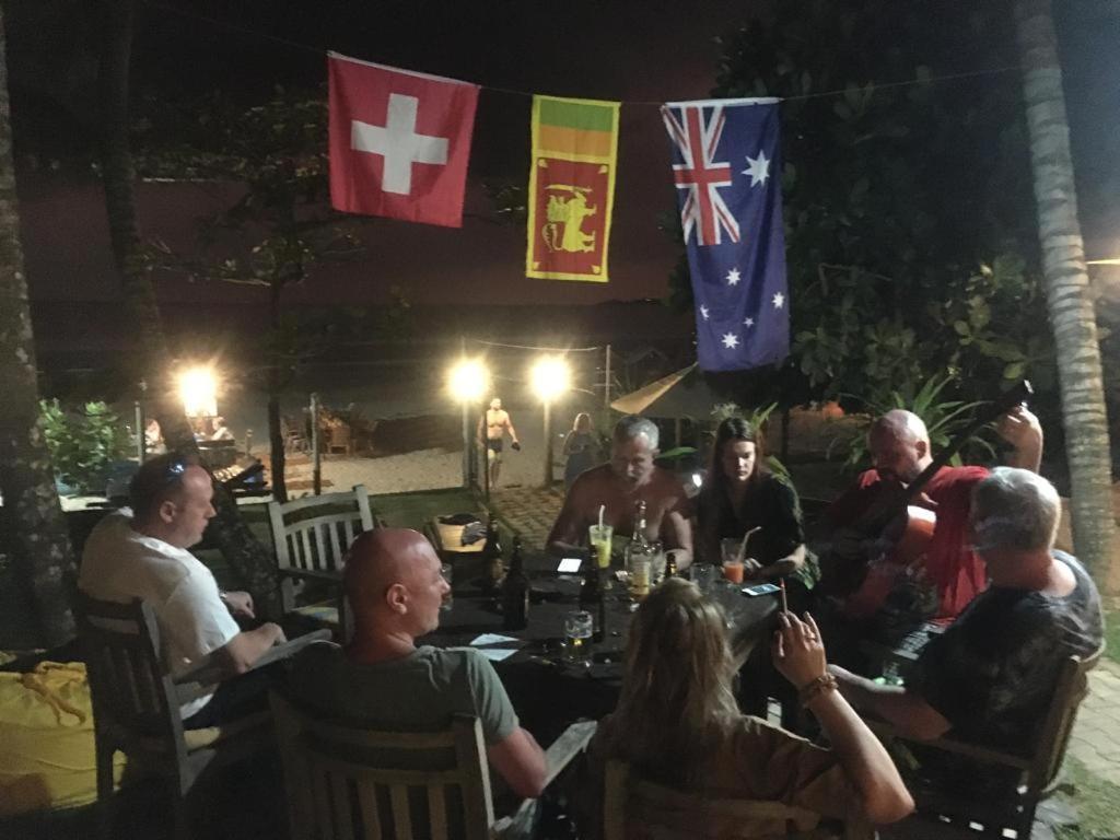 Aussie Swiss Weligama Hotel Exterior foto