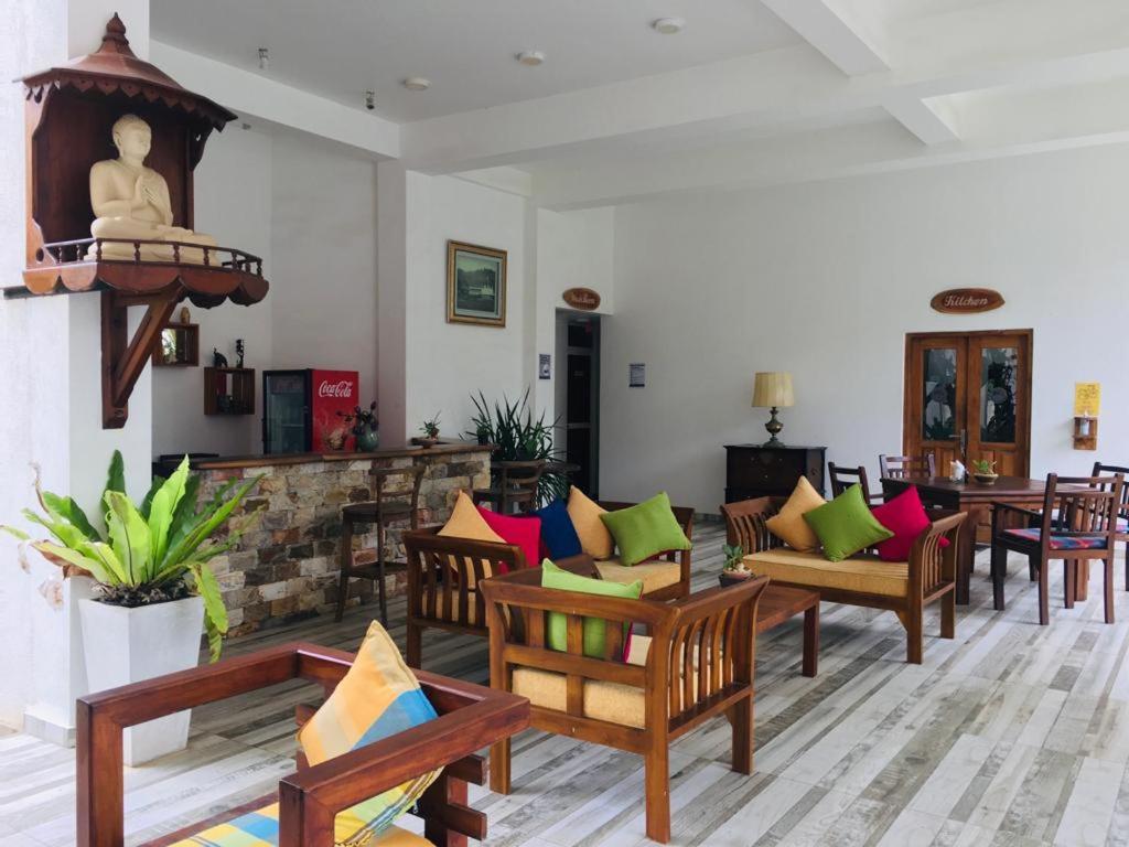 Aussie Swiss Weligama Hotel Exterior foto