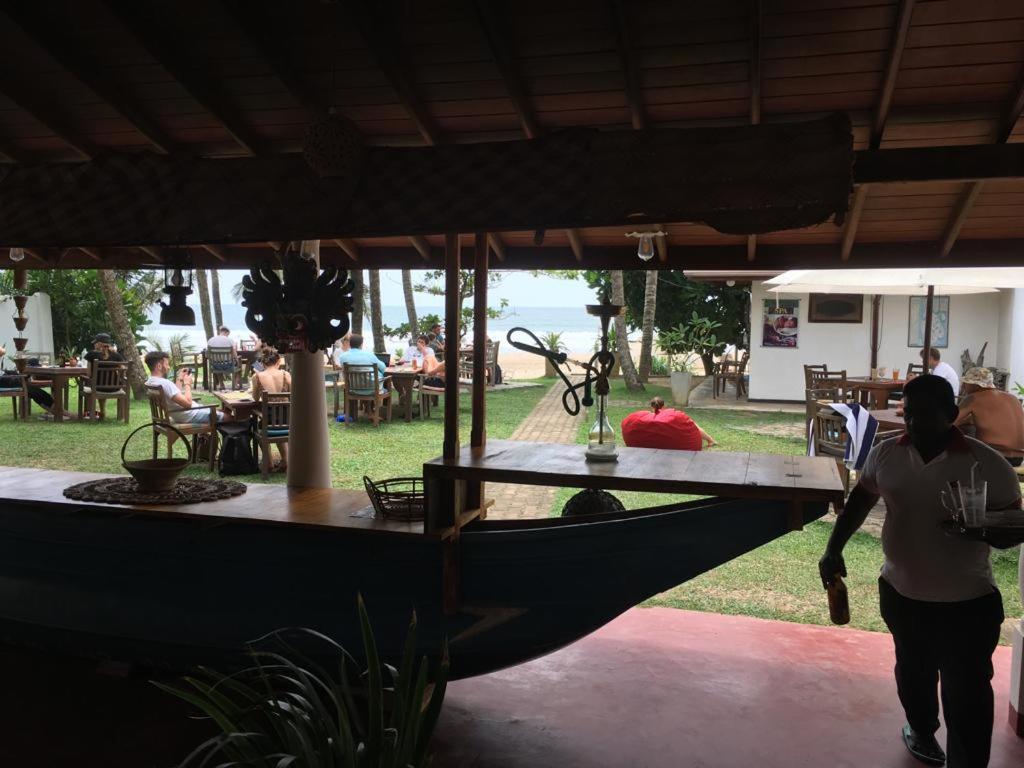 Aussie Swiss Weligama Hotel Exterior foto